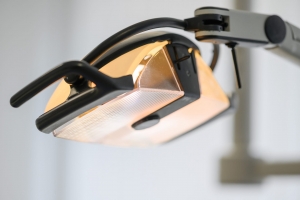 Zahnarztpraxis Juliusstrasse Wolfenbüttel - Lampe