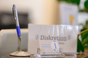 Zahnarztpraxis Juliusstrasse Wolfenbüttel - Eingangsbereich Tresen