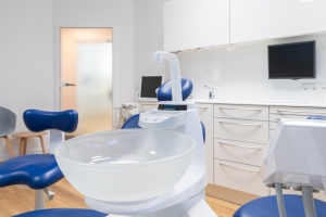 Zahnarztpraxis Juliusstrasse Wolfenbüttel - Behandlungsraum