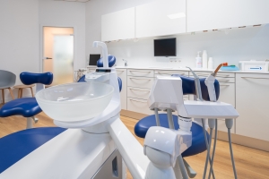 Zahnarztpraxis Juliusstrasse Wolfenbüttel - Behandlungsraum