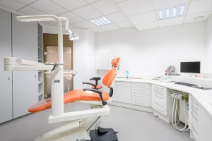 Zahnarztpraxis Juliusstrasse Wolfenbüttel - Behandlungsraum